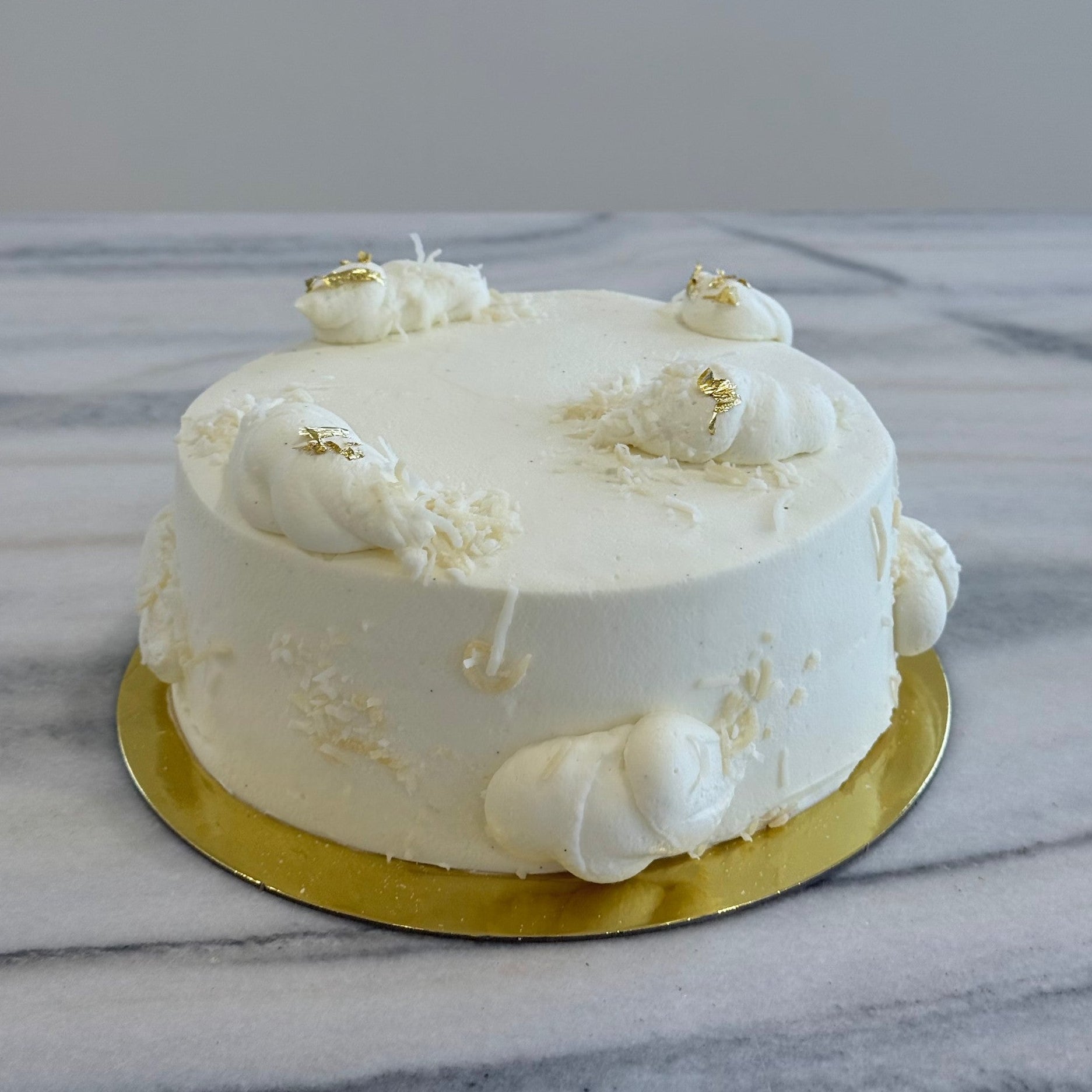 Coconut cream cake