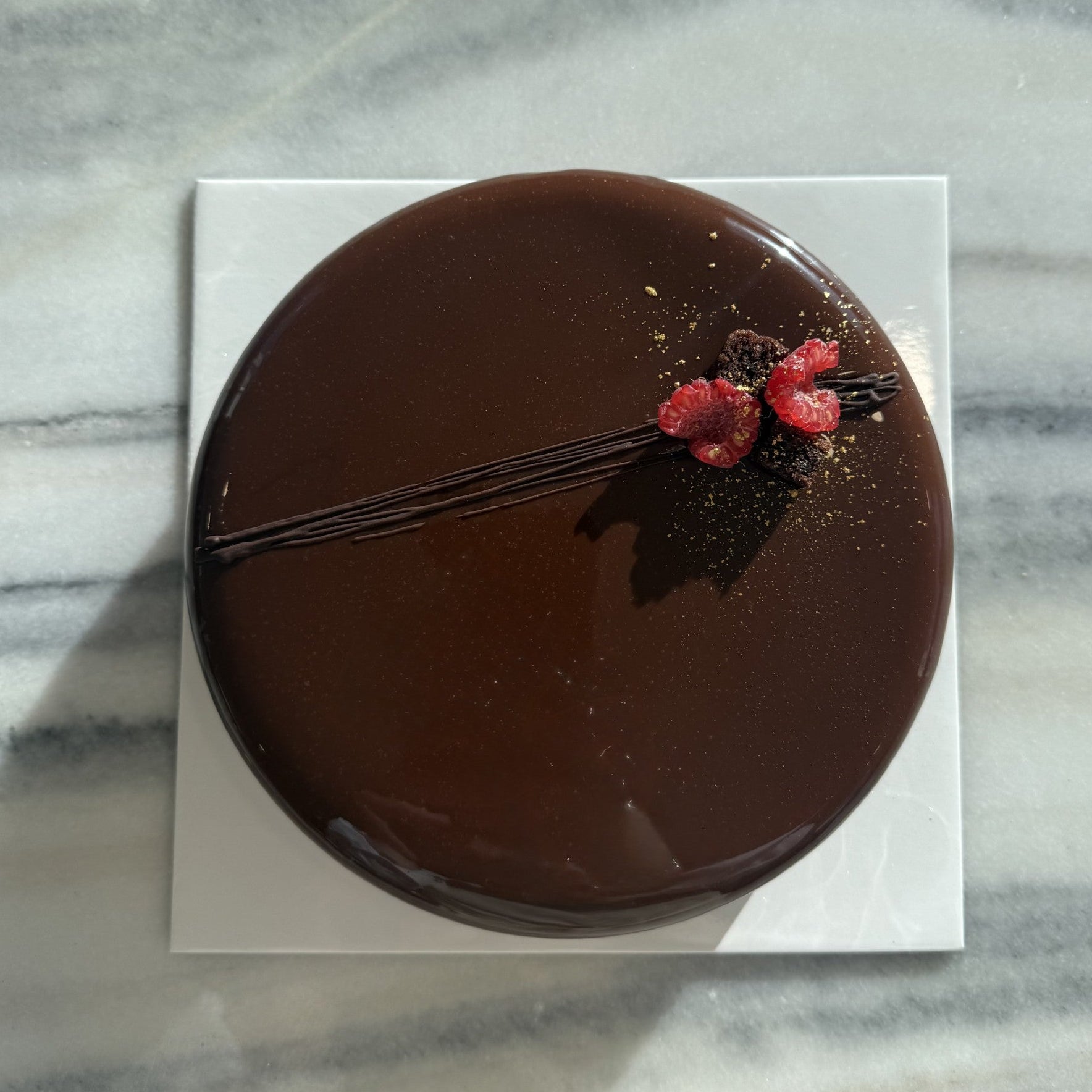 Entremet chocolat noir et framboise