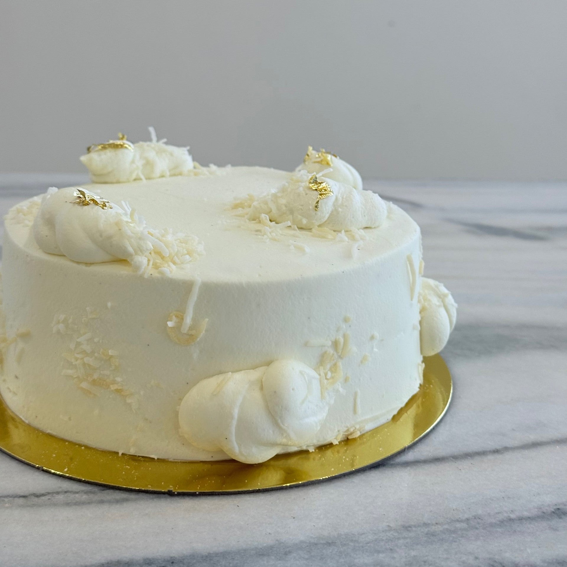Coconut cream cake