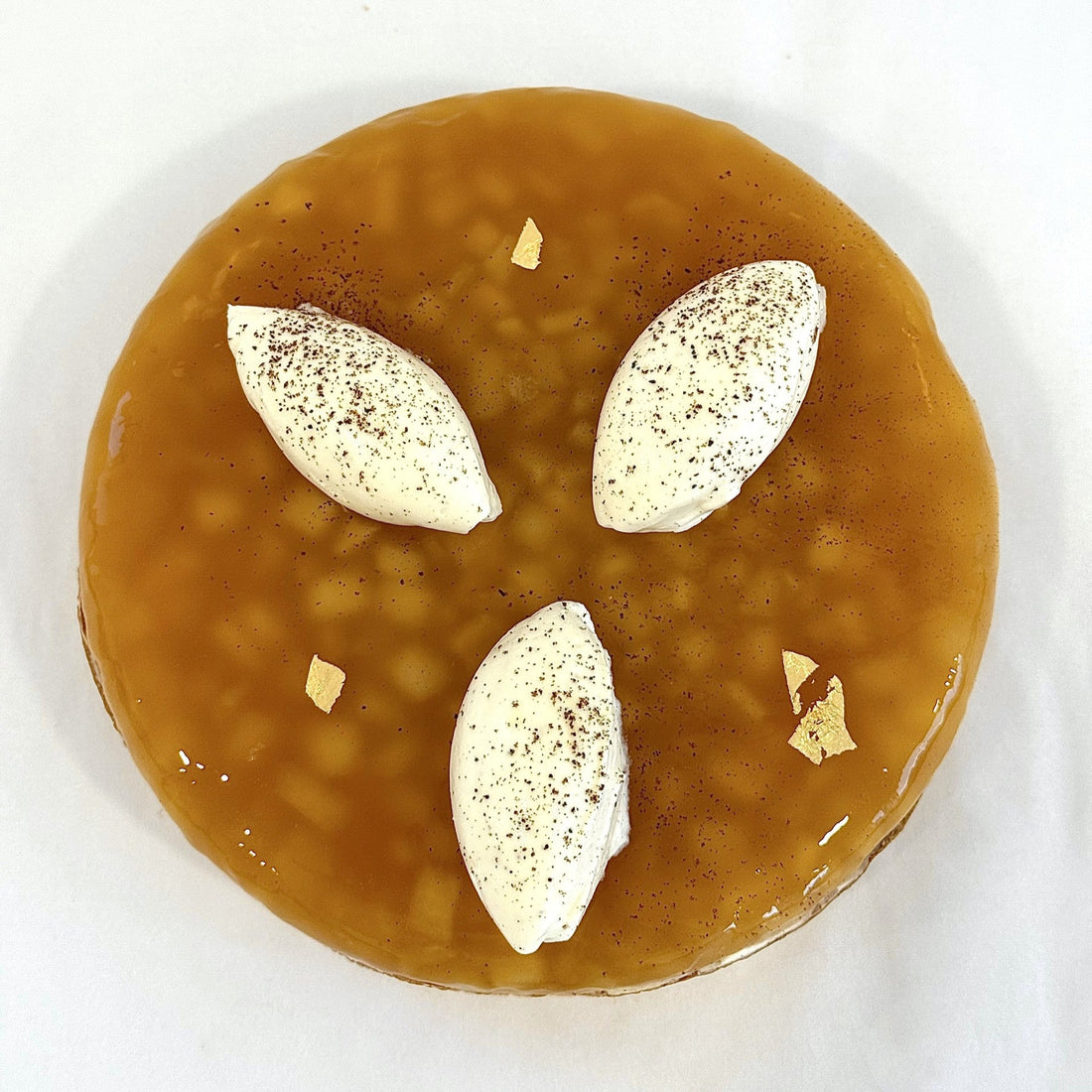 Apple hazelnut tart